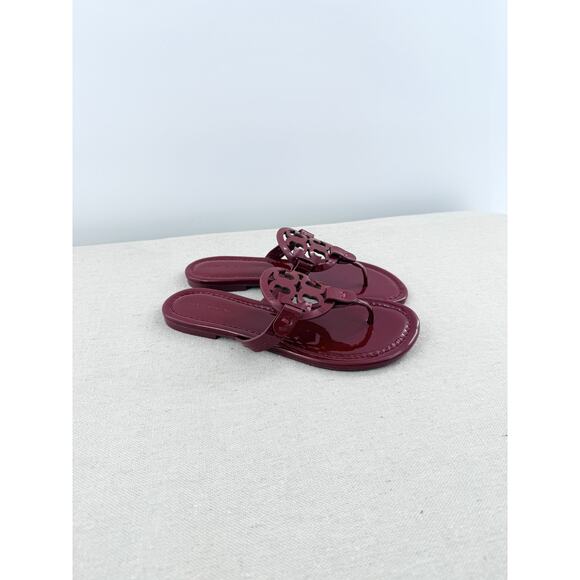 NWT Tory Burch Miller Patent Leather Thong Sandals Fuschia Spark Womens Size 6 main image 4